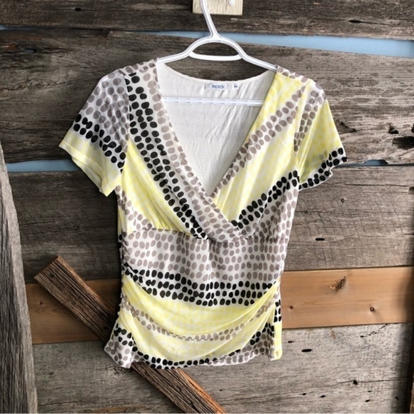 RICKI'S Size Med Yellow/Black/Grey Front Crossover Blouse - Picture 1 of 5